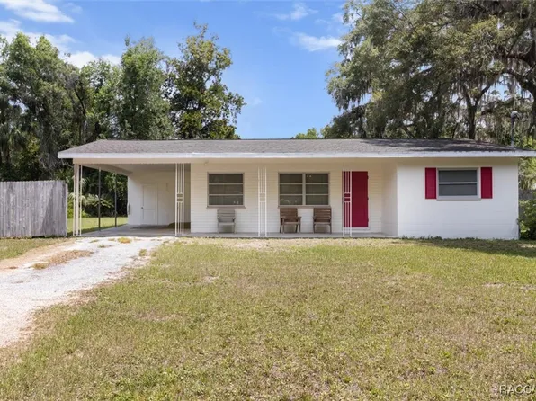 9665 W Orchard St, Crystal River, FL 34428