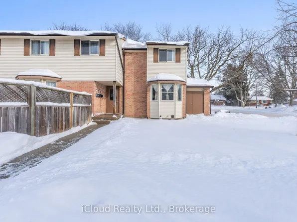 40 Silvercreek Pkwy S #1, Guelph, ON N1H 3S7