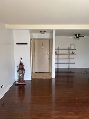 1175 Valley Ln #303 Photo 1
