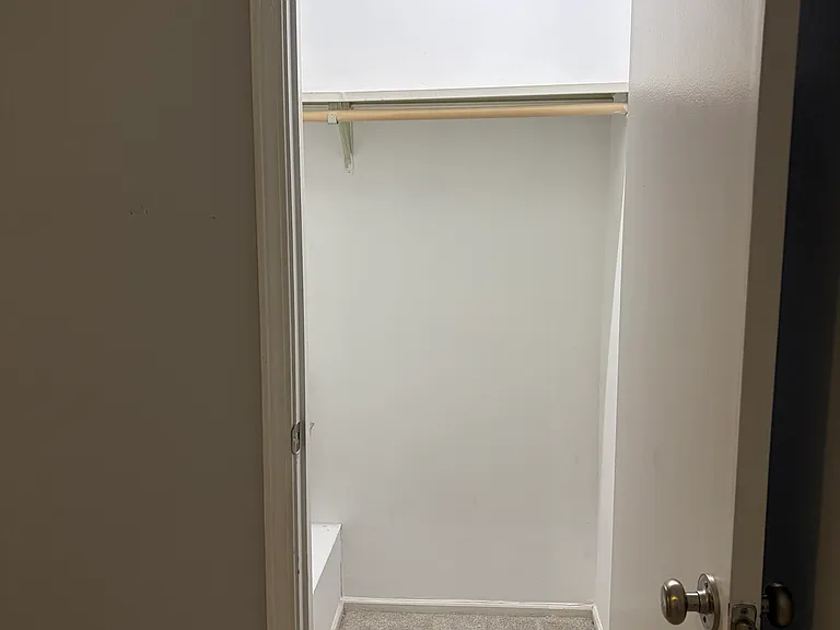 711 E Falcon Dr #201 — Photo 25