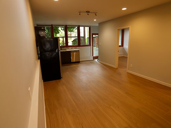 4th image of 1246 12th Ave #1248