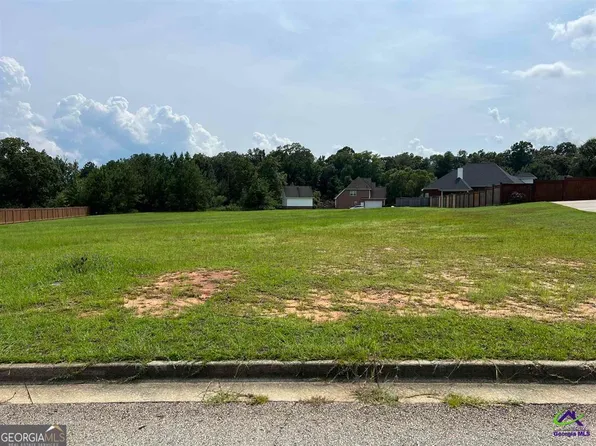 109 Erin Lee Ct, Warner Robins, GA 31088