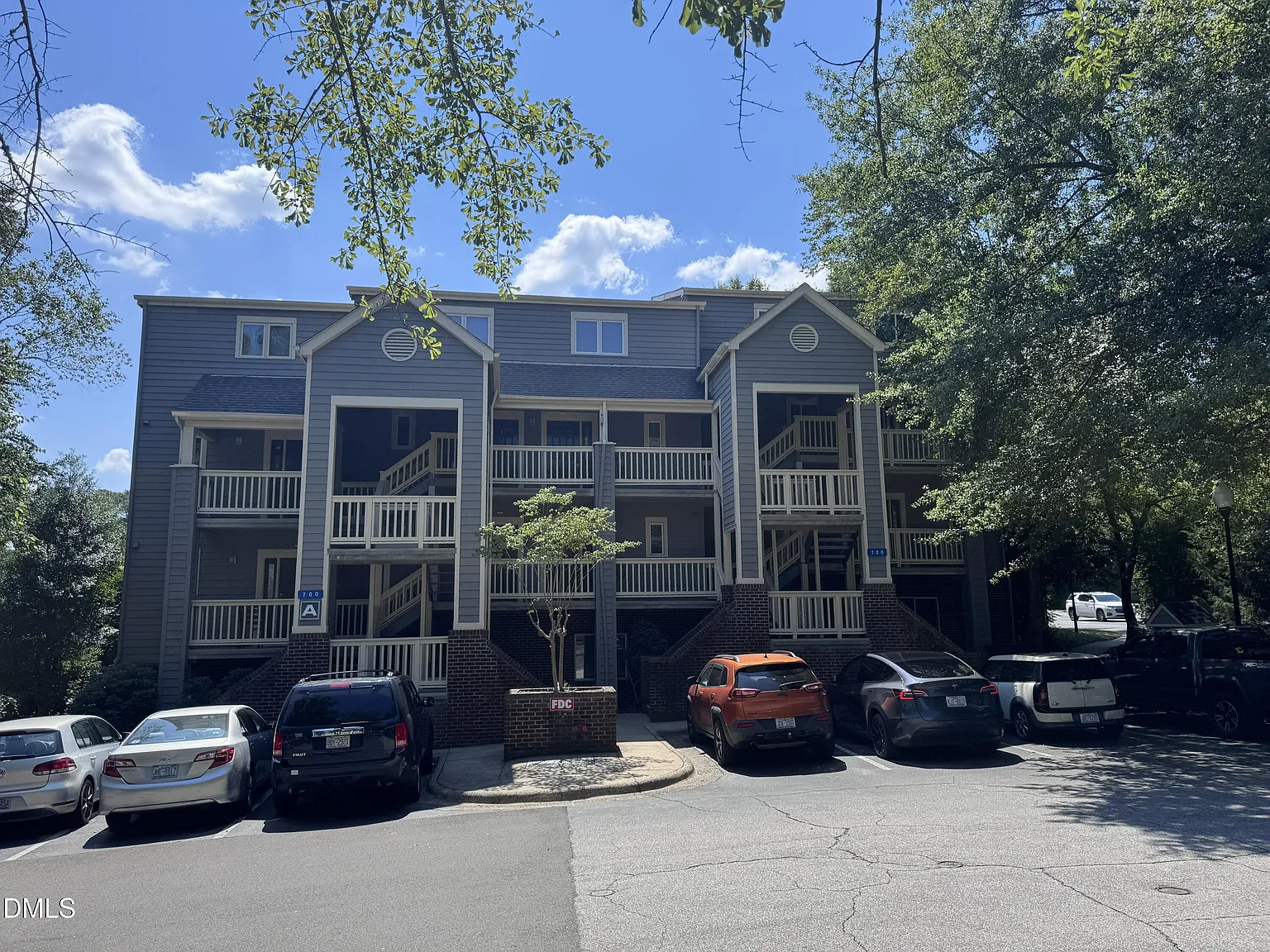 2 bed, 2.0 bath, $1,700 — Photo 2