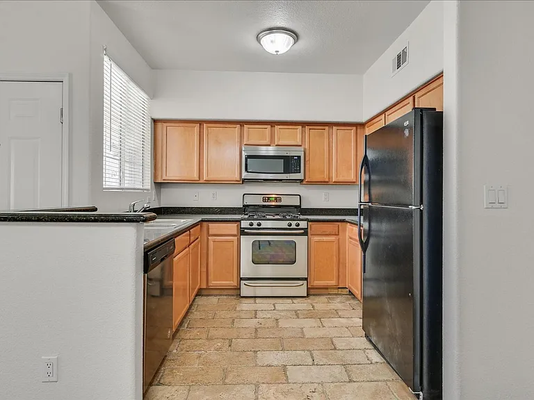1709 King James St #204 — Photo 13