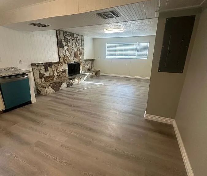 1416 W Harris Ave #2 — Photo 4