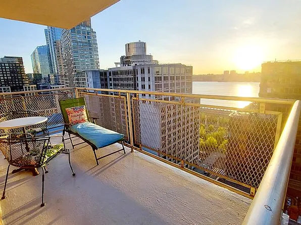303 W 66th St APT 20EW, Manhattan, NY 10023