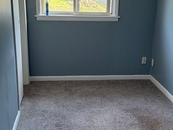 5th image of 849 W Lincoln St