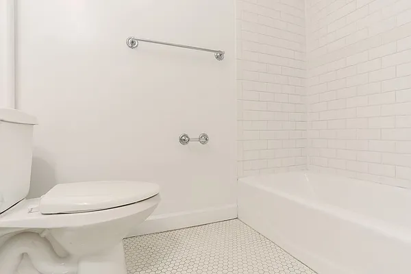 Rented by Engel and Völkers Brownstone Brooklyn | media 12