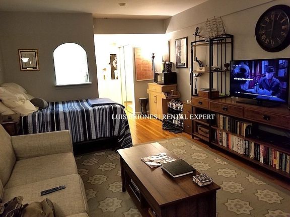 3rd image of 7140 112th St APT 309