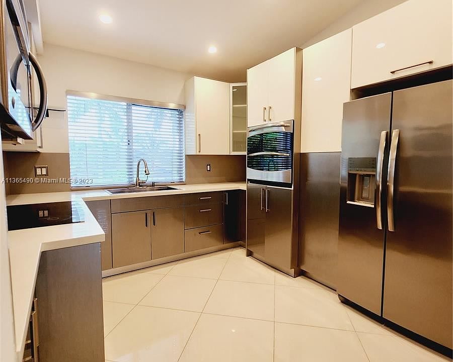 1st image of 7045 NW 173rd Dr APT 306