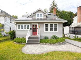 102 Innis Ave, Poughkeepsie, NY 12601