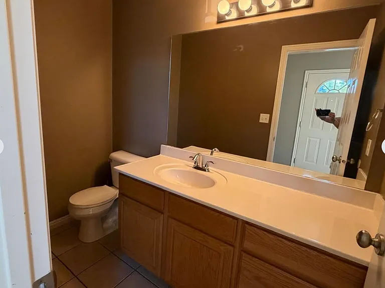 854 N 1760 W — Photo 6