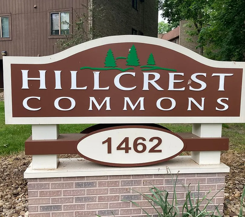 Hillcrest Avenue Apartments