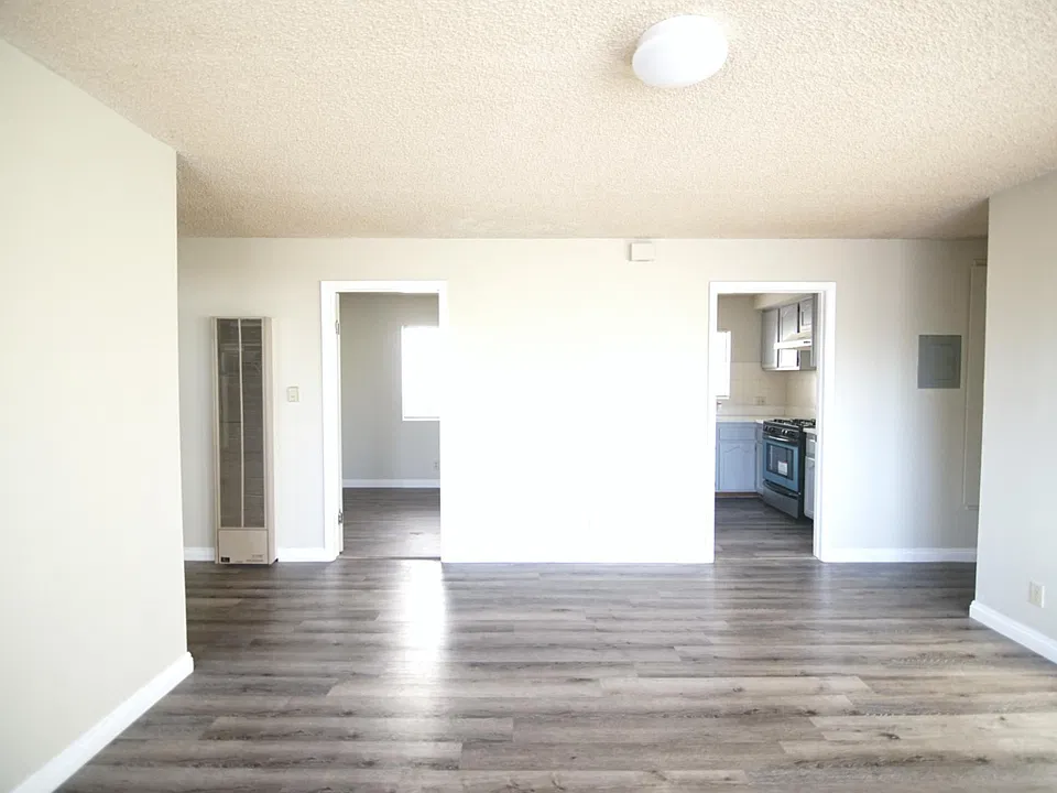 2640 Griffin Ave #1/4