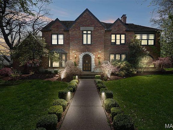 3rd image of 77 Lake Forest Dr