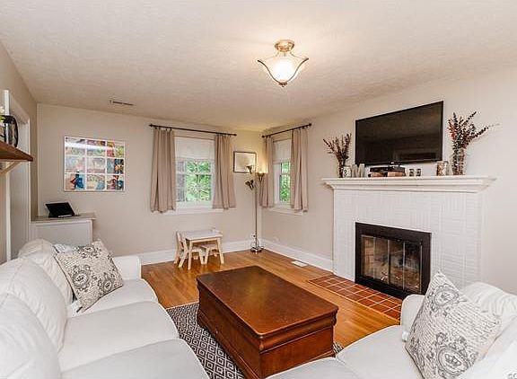 5th image of 5810 Forest Hill Ave