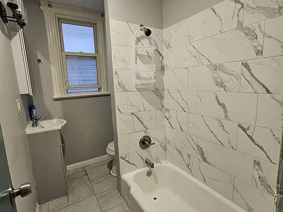 4th image of 27 Linden Ave #A1