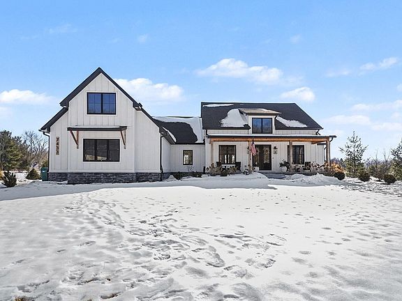 3rd image of 7433 Walsh Rd