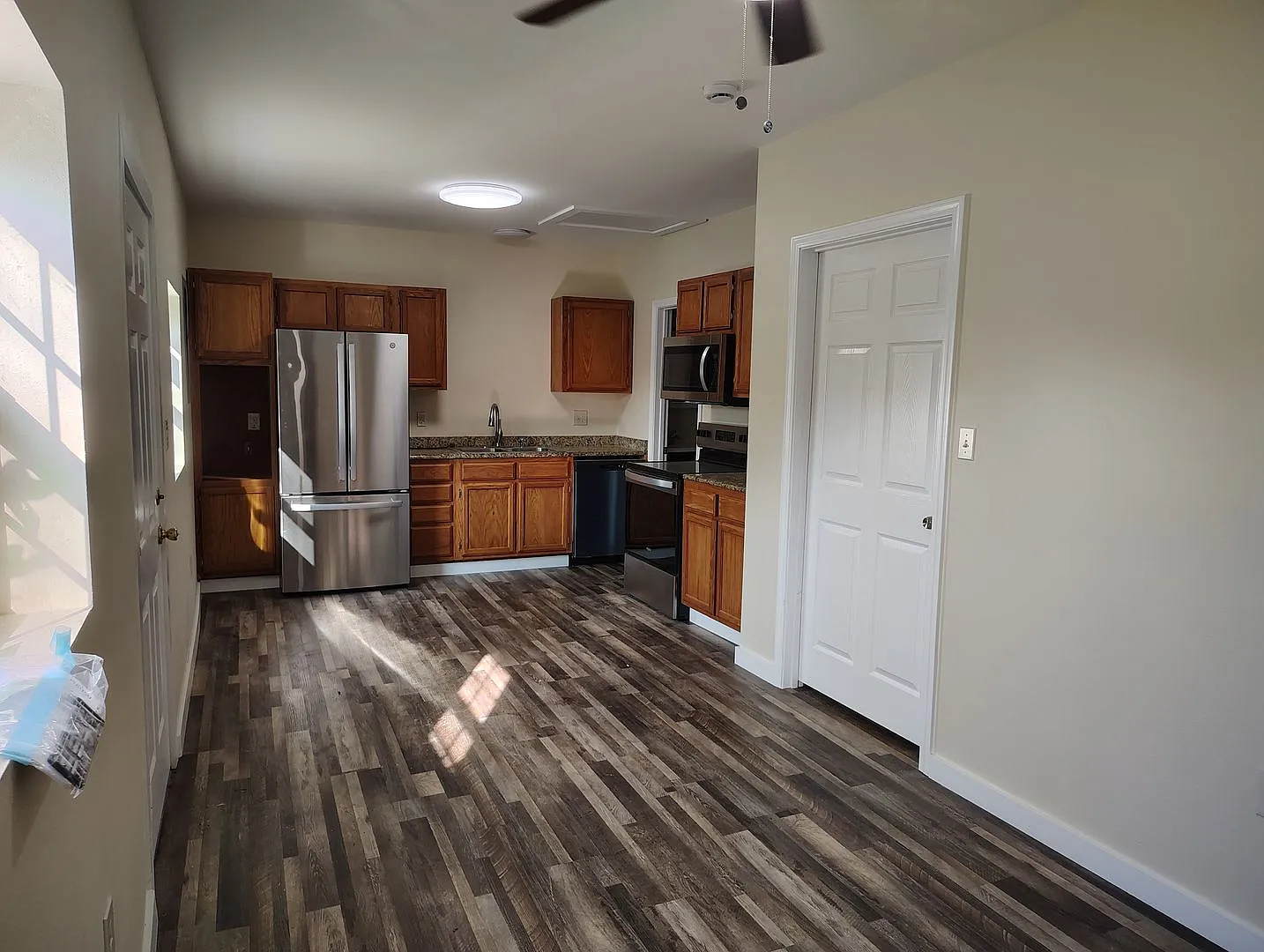 250 Wilson Duplex — Photo 4