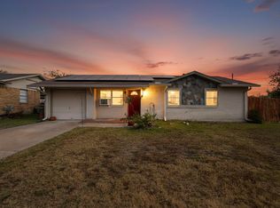 509 Globe Ave, Blue Mound, TX 76131