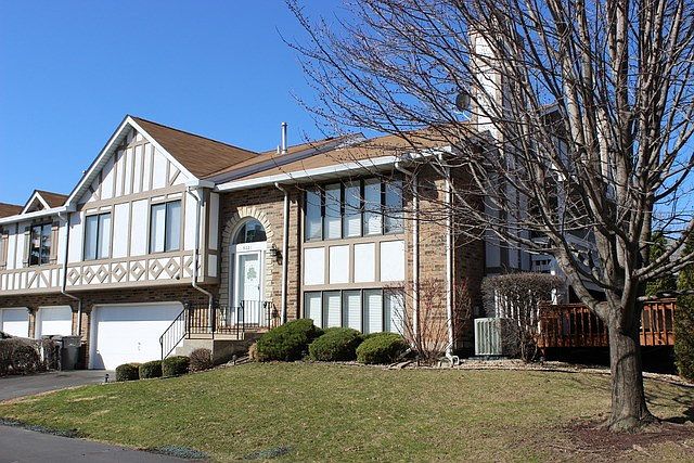 1st image of 9221 Windsor Pkwy #93