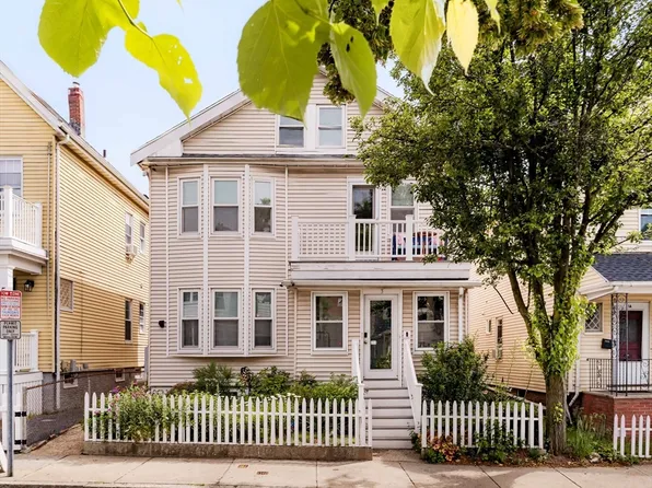 3 Eliot St #2, Somerville, MA 02143