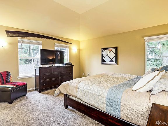4th image of 21501 80th Ave W Unit 103