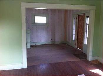 4th image of 664 N Colorado Ave