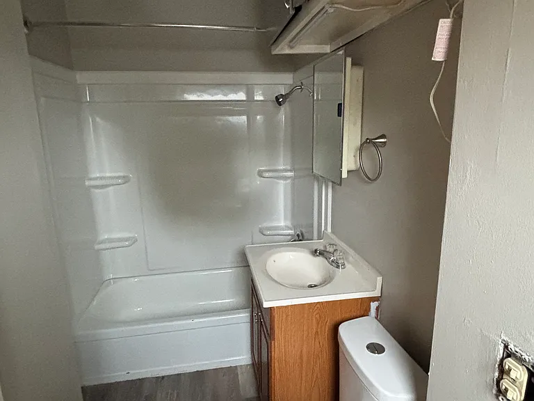 121 Mixer St #3 — Photo 4