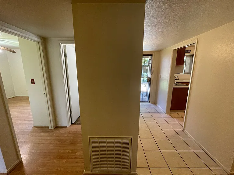 617 W Granger Ave #34 — Photo 15