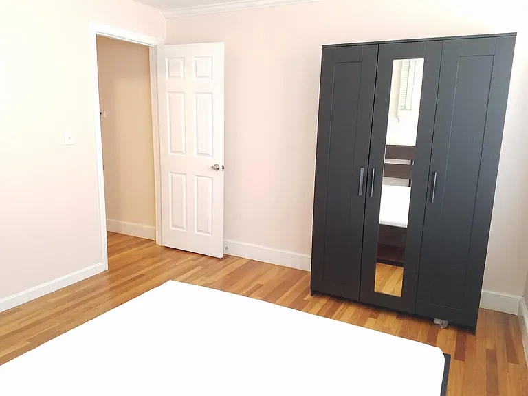 61 Gordon St #2 — Photo 1