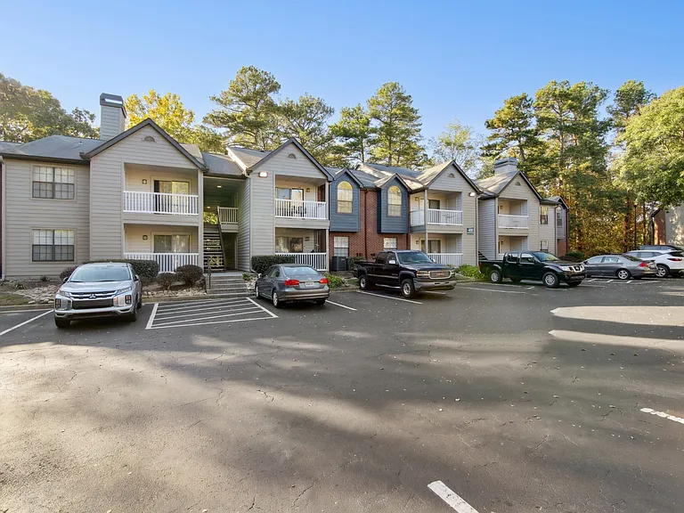Woodmere Trace — Photo 38