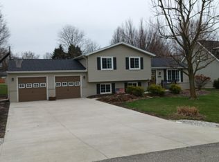 305 Case St, Jonesville, MI 49250