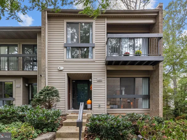 11648 Ivystone Ct #1B2, Reston, VA 20191