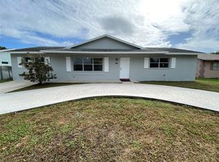 225 Wrena Dr, West Palm Beach, FL 33409