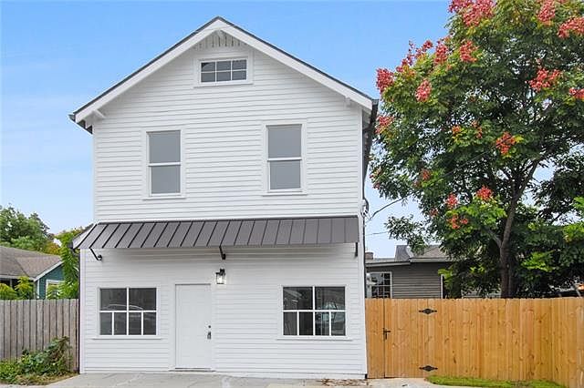 1st image of 2424 Cambronne St