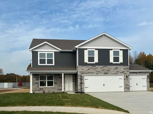 1181 Greensburg Dr, Warsaw, IN 46582