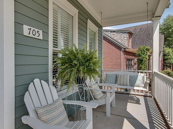 4th image of 705 Mount Vernon Dr
