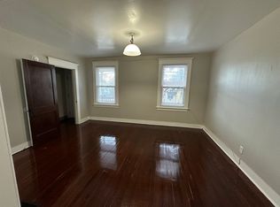 1700 State St #1, Hamden, CT 06517