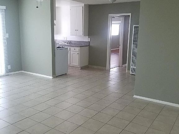 2nd image of 6419 10th Ave APT 26