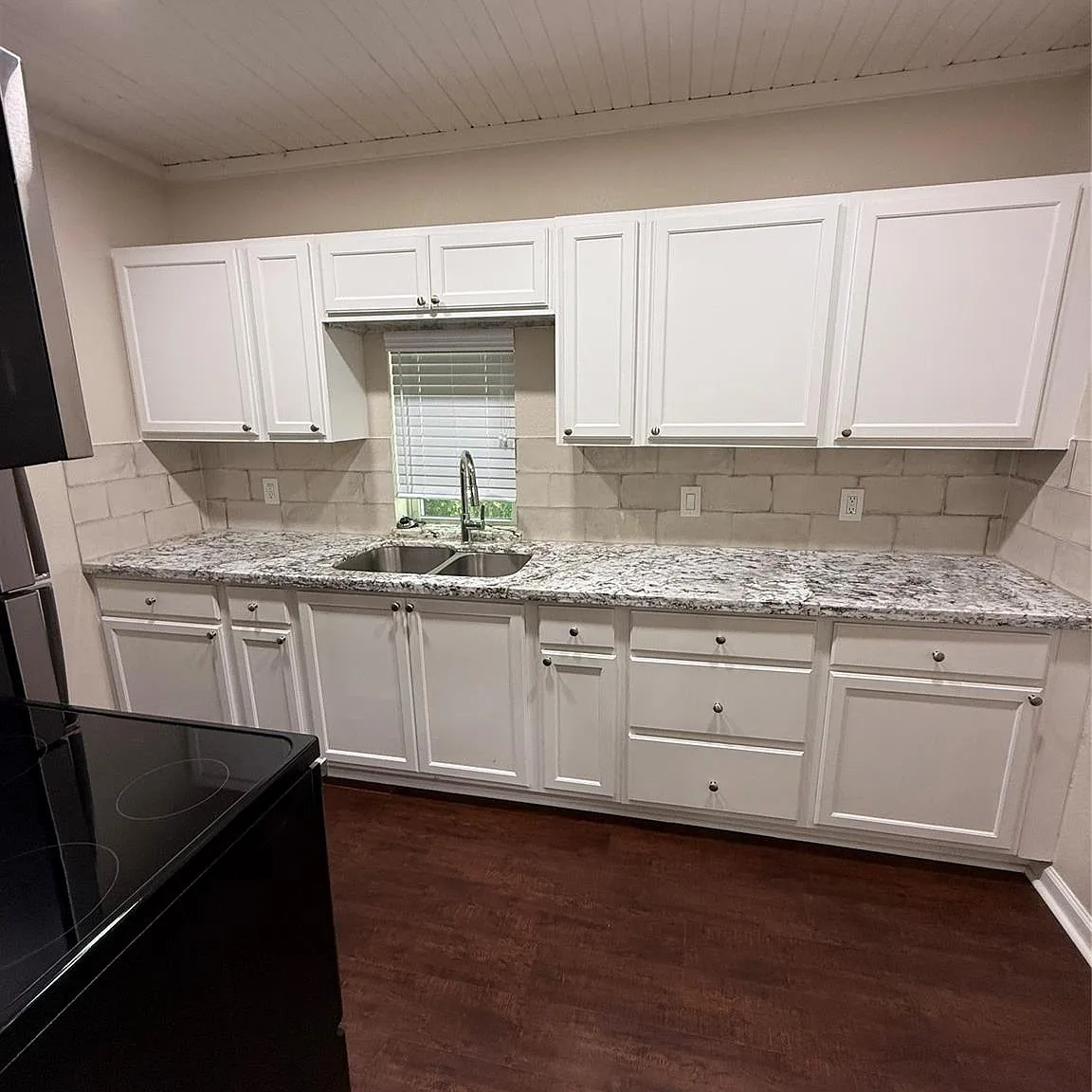2 bed, 1.0 bath, $1,099 — Photo 4