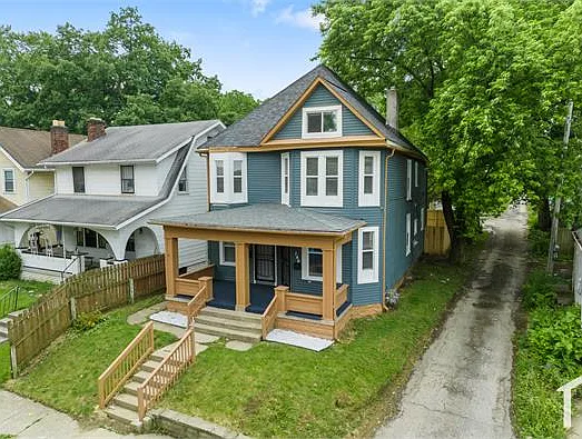 147 N Burgess Ave #147 — Photo 37