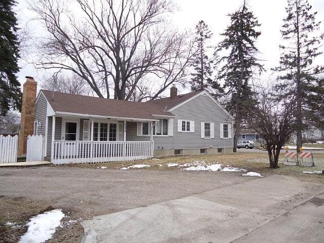 1st image of 1520 W 66th St