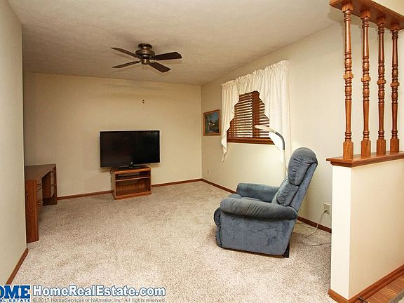4th image of 1014 1st St APT 6