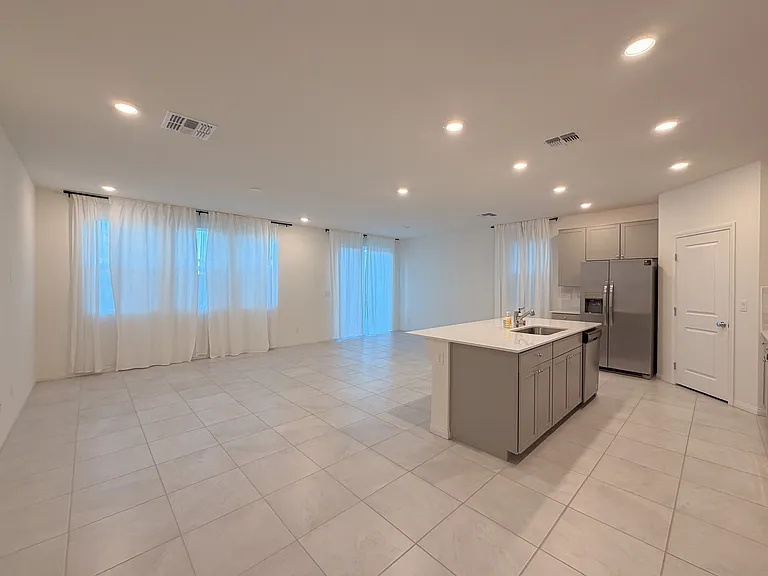 8143 Desert Cassia Ave — Photo 8
