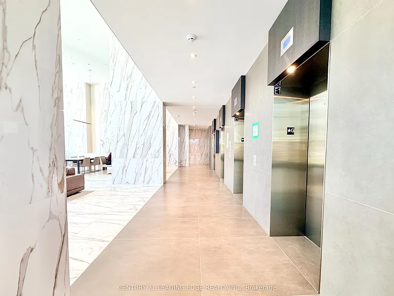 448 Burnhamthorpe Rd W #6511 — Photo 2