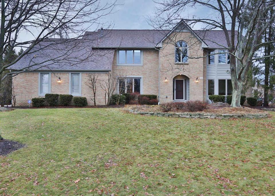 1st image of 724 Weston Park Dr