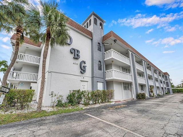1st image of 400 SE 10th St #11B