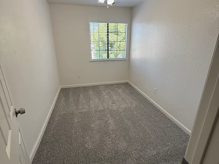 1808 Tartarian Way — Photo 11