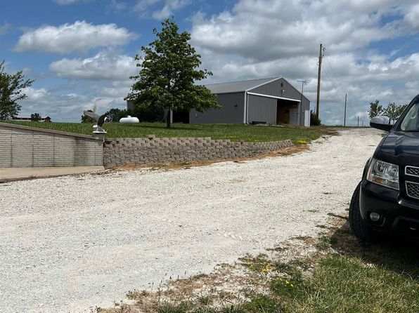 1024 495th St, Chariton, IA 50049